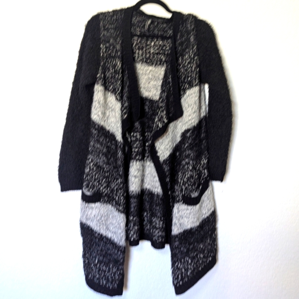 Jean Pascale Black and Gray Color Block Cardigan Sweater